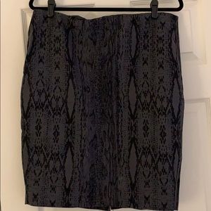 Sexy Banana Republic snake print skirt size 14